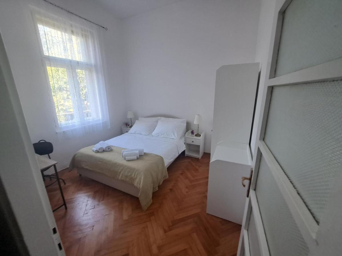 Lola Bivio Lägenhet Rijeka Exteriör bild