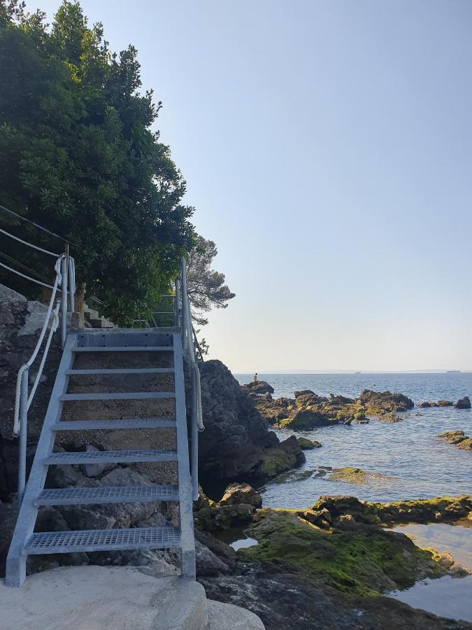 Lola Bivio Lägenhet Rijeka Exteriör bild